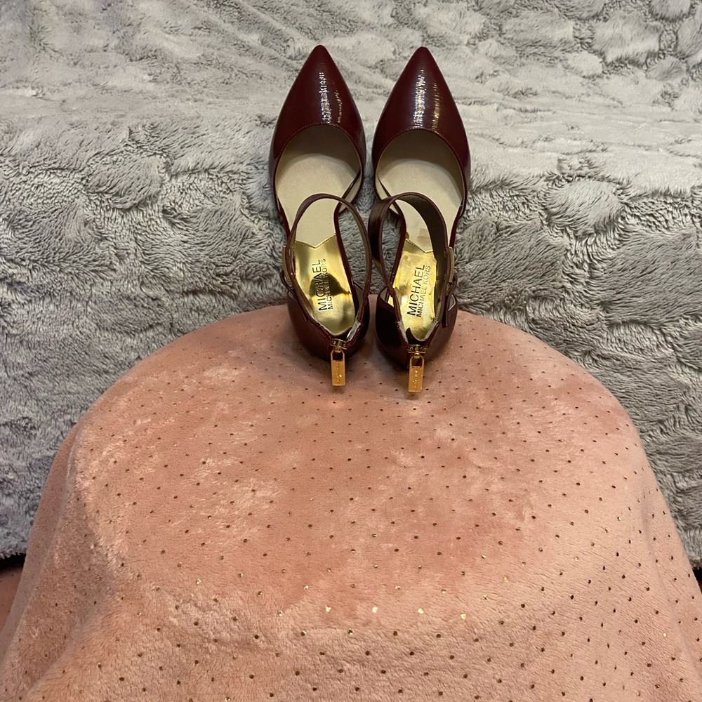 Michael Kors maroon/burgundy ankles wrap heels - Picture 10 of 10